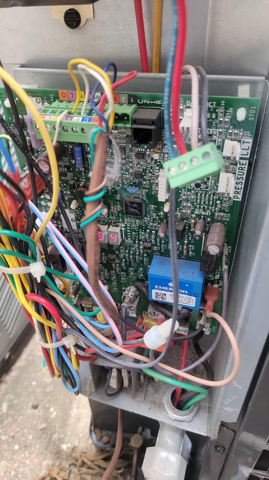 HVAC control wiring and electrical work for a Iah Aldine home